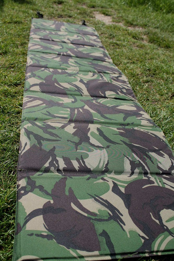 HIGHLANDER FOLDING SLEEPING MAT - DPM