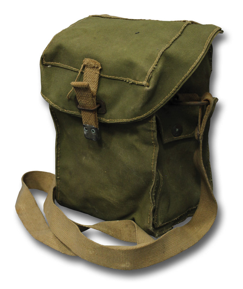 1940s GREEN GAS MASK CASE
