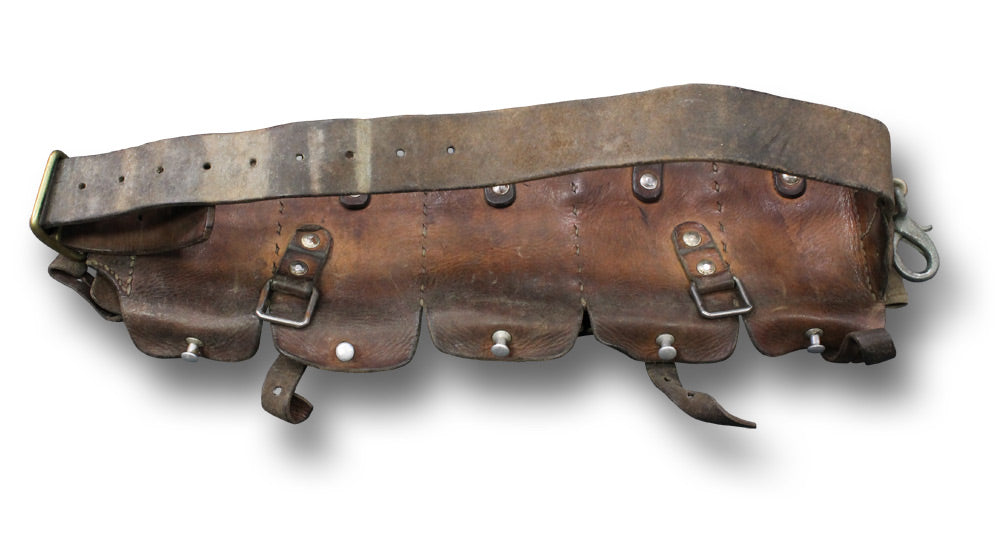 CIRCA 1940 5-POUCH BANDOLIER