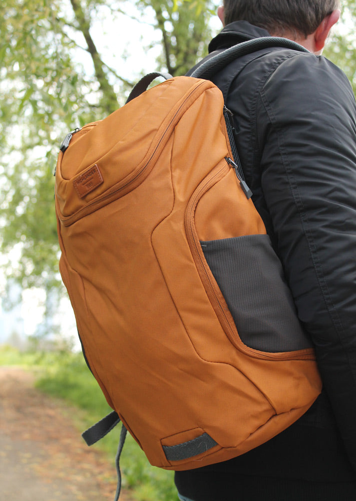 HIGHLANDER BAHN 22L DAY SACK - ORANGE