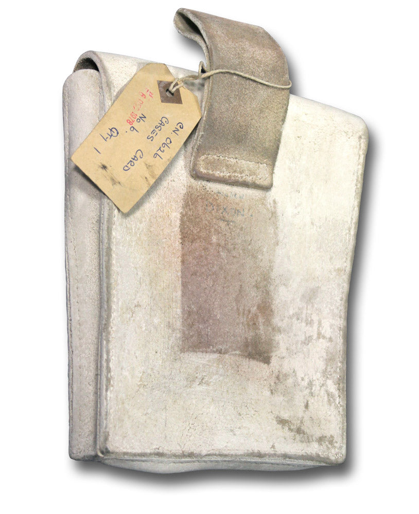 GUARDSMAN WHITE LEATHER MUSICIAN'S POUCH DATED 1978