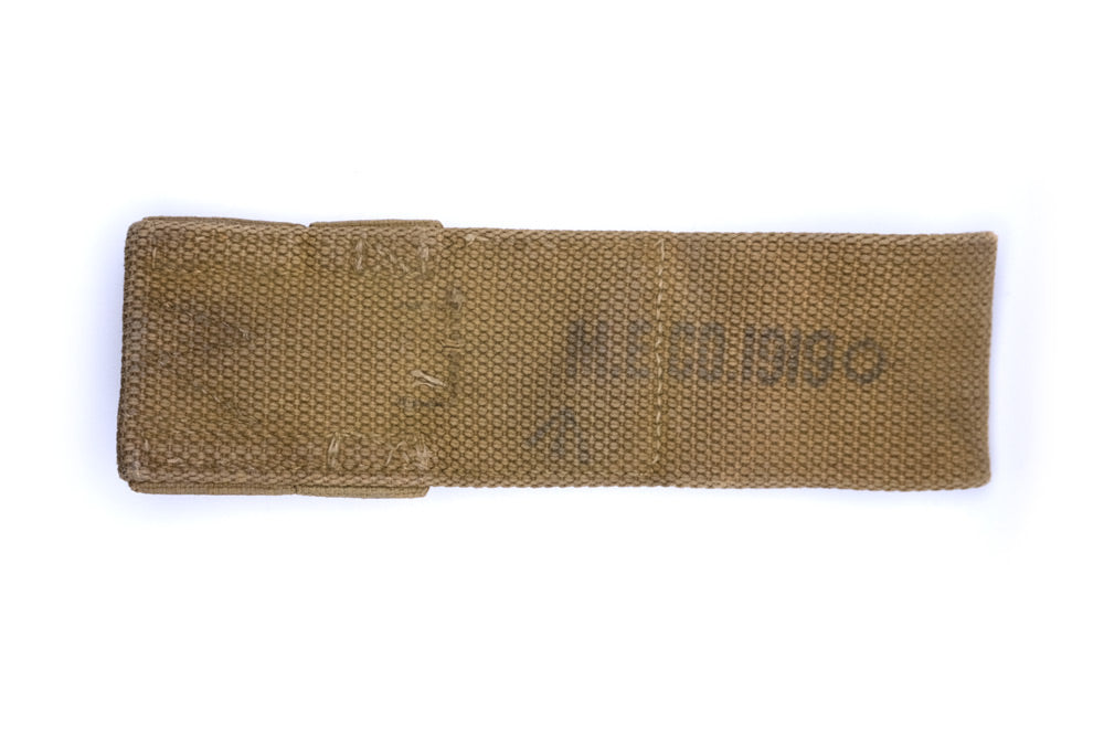 WWI BAYONET FROG DATED 1919