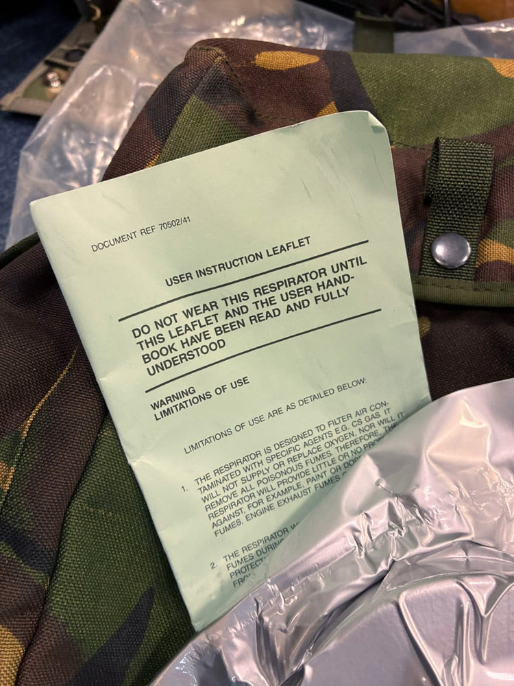 BRITISH ARMY S10 GAS MASK NBC RESPIRATOR - INSTRUCTION LEAFLET