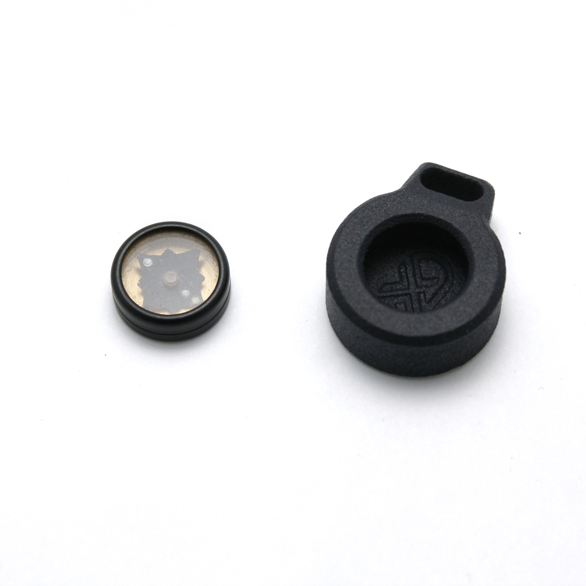 BUTTON COMPASS HOLDER