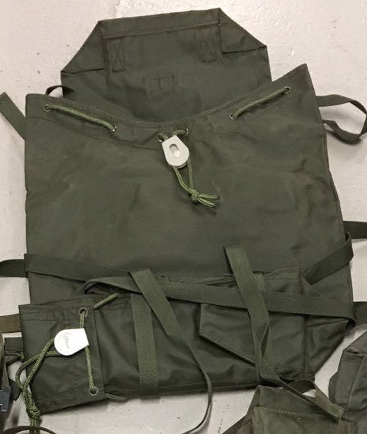 1972 PATTERN NYLON REAR PACK - Silvermans
 - 4