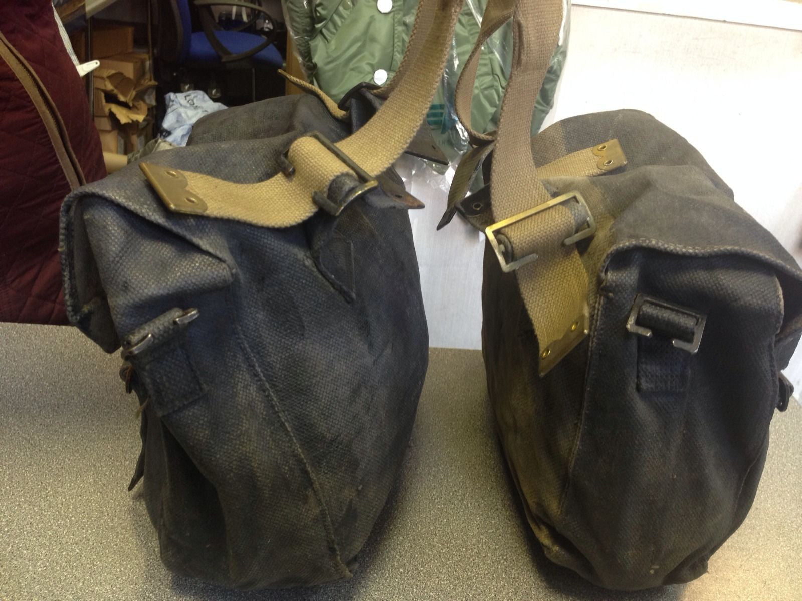 WWII BLACK PANNIERS MEDIUM GR2 - Silvermans
 - 4