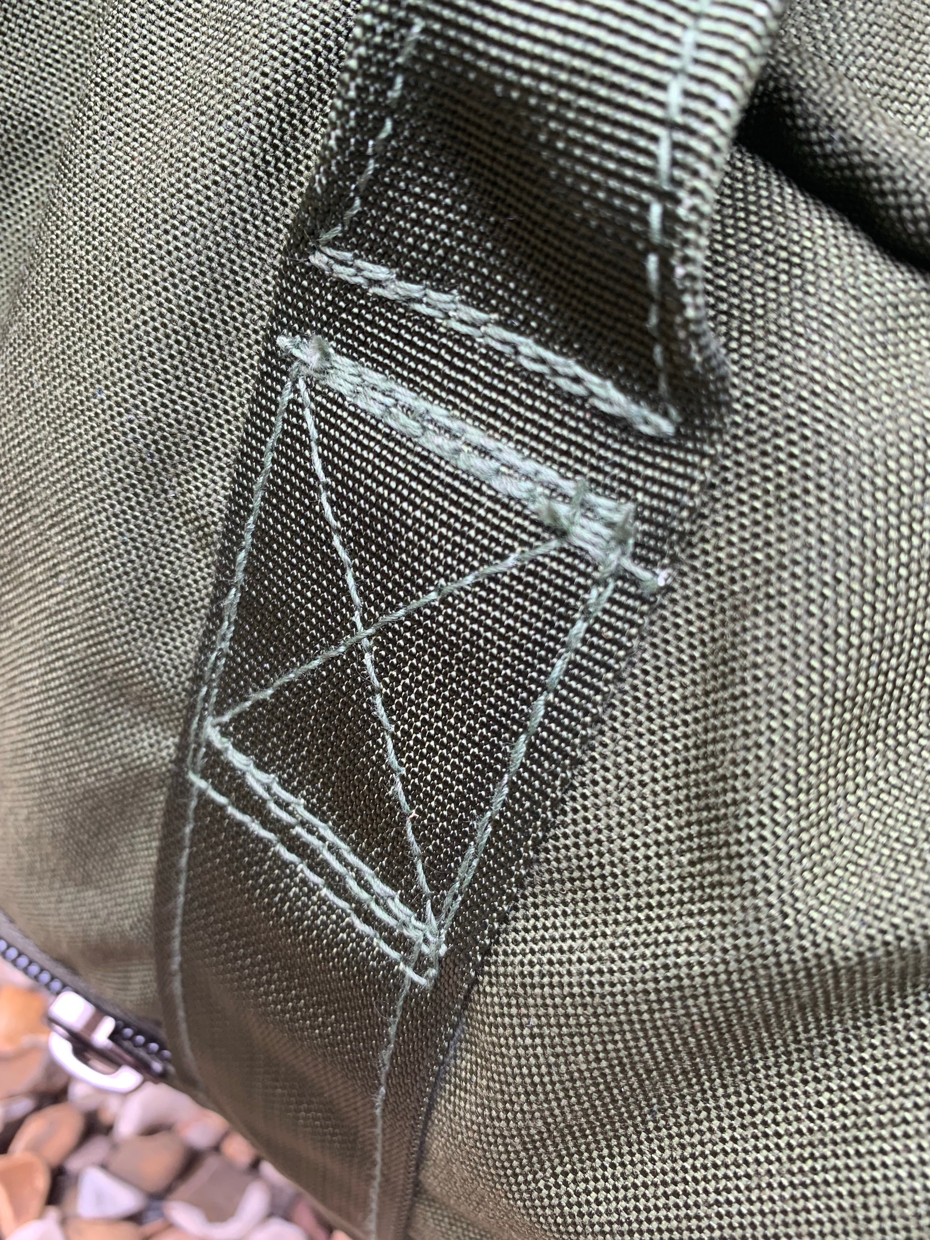 UK MADE BRITISH ARMY HOLDALL