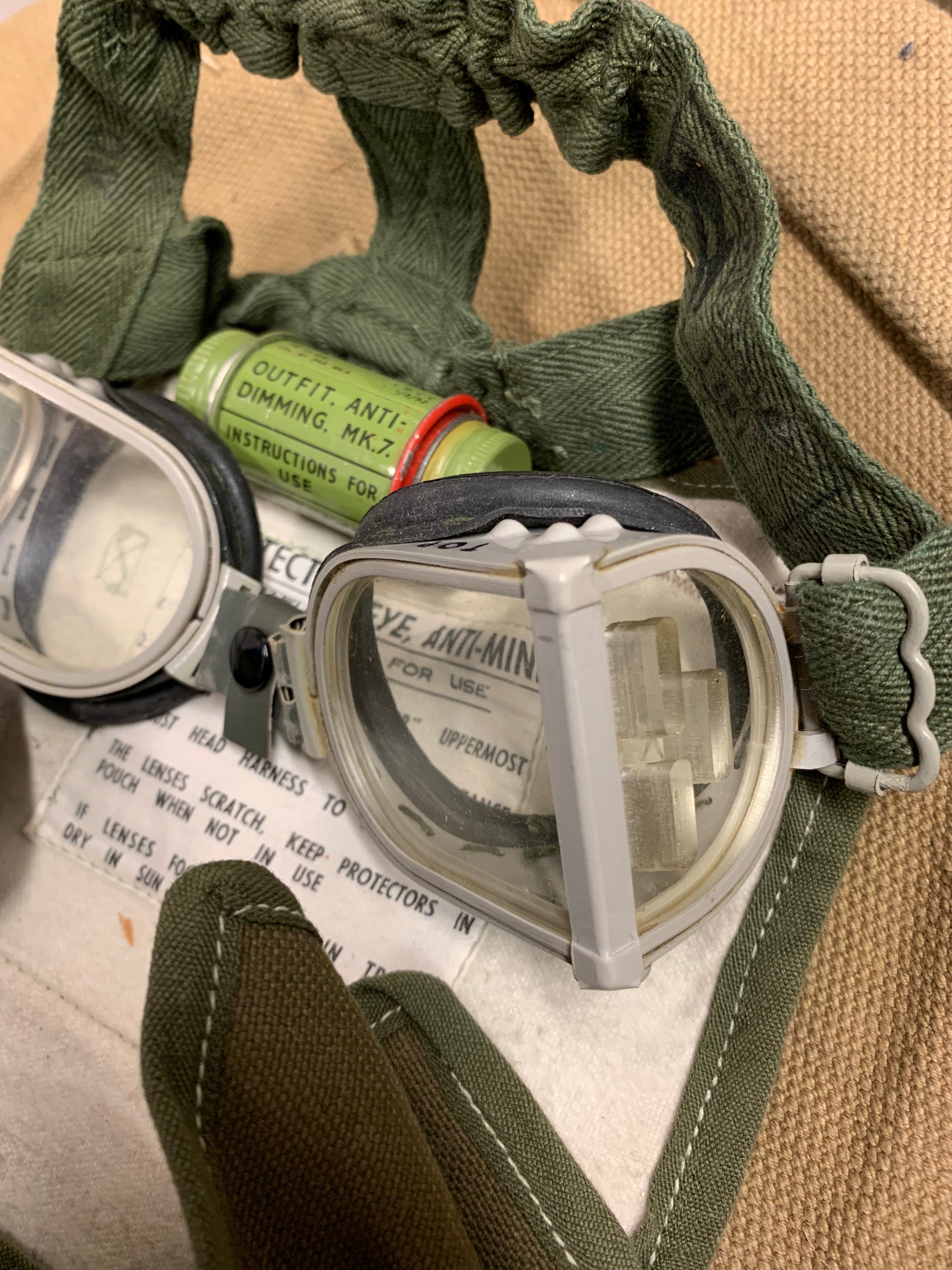 BOMB DISPOSAL GOGGLES