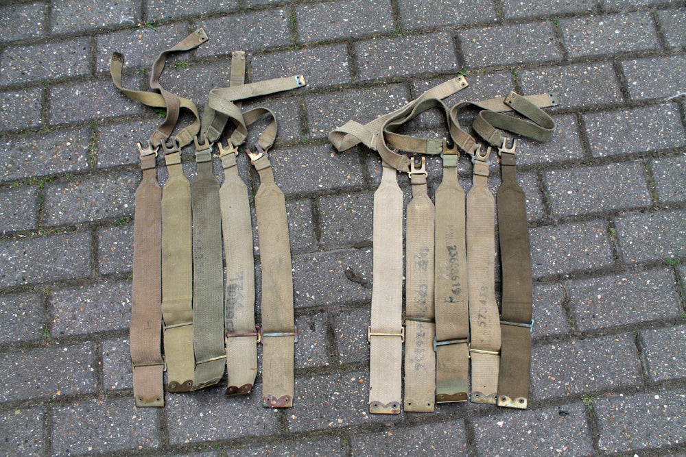 1937 PATTERN LEFT AND RIGHT STRAPS - UNDATED