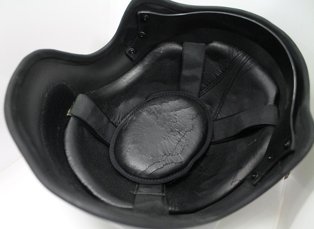 VEHICLE CREWMANS HELMET SHELL - INSIDE