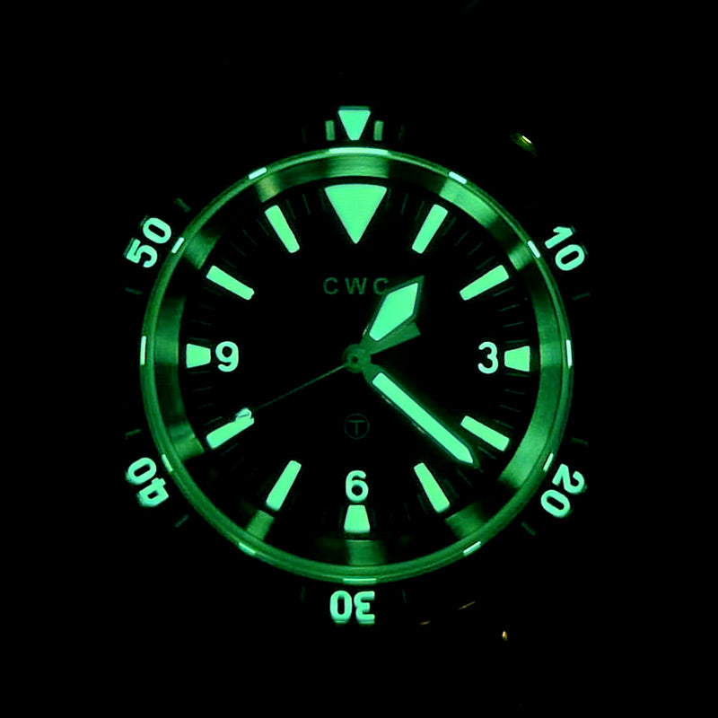 CWC RN81 CLEARANCE DIVER WATCH - GLOWING