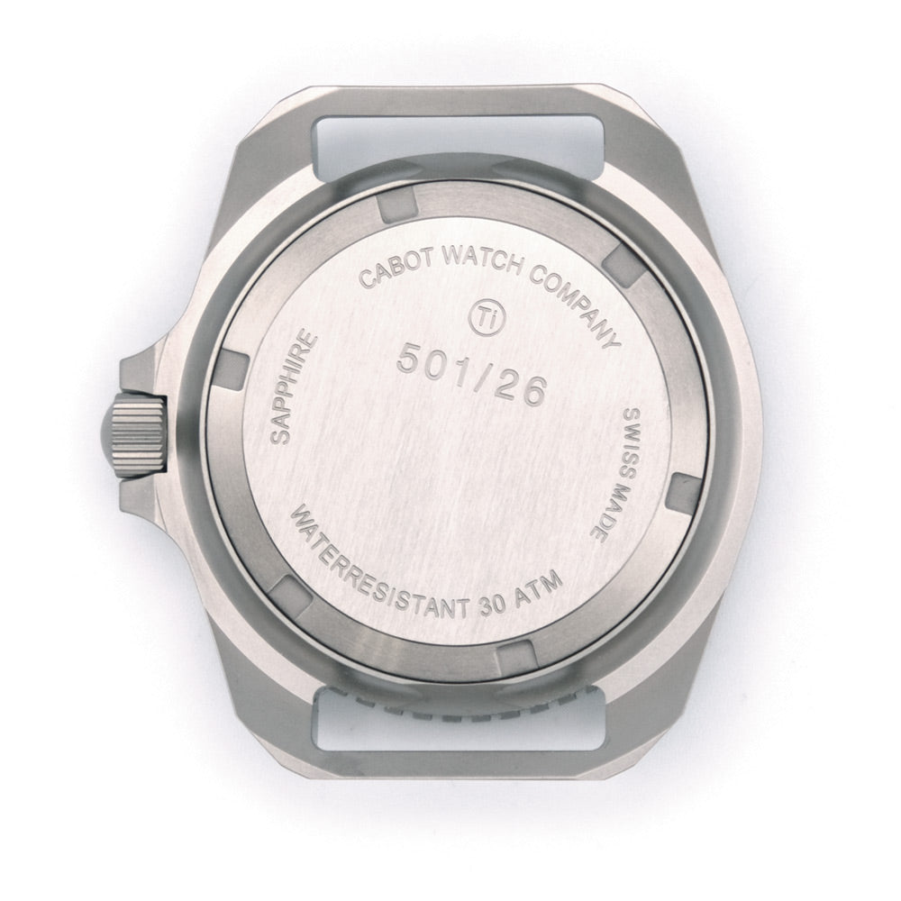 CWC TI300 TITANIUM 5 QUARTZ DIVERS WATCH - CASE BACK