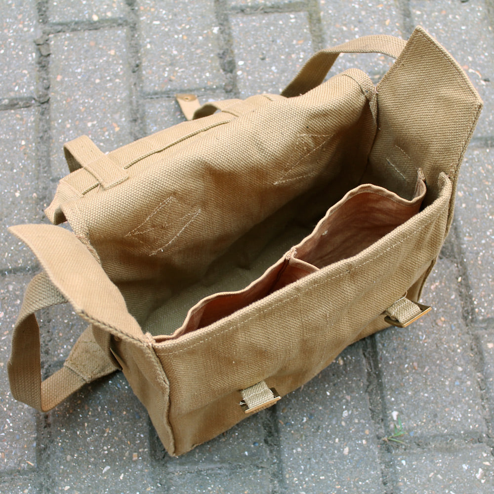 DUNKIRK RETRO BAG - OPEN, INSIDE