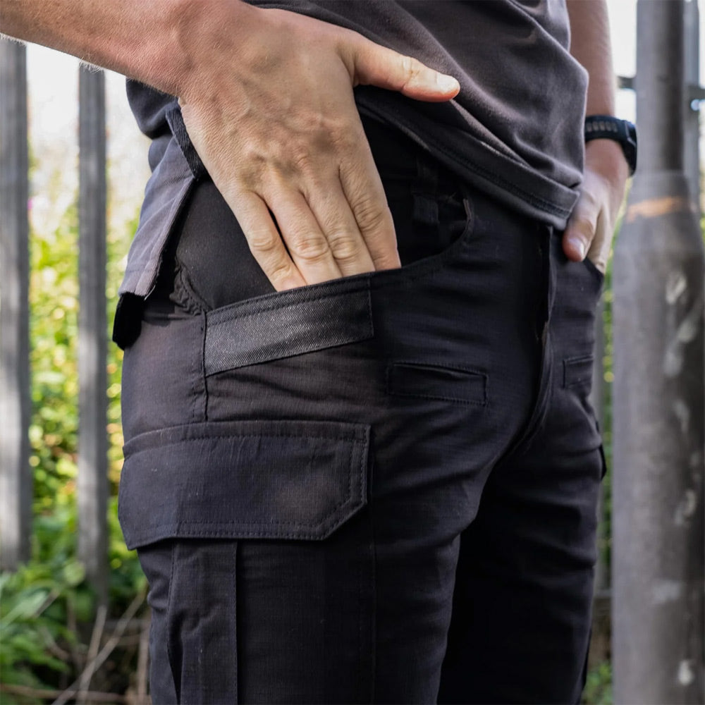 HIGHLANDER MAGNUM TROUSERS - BLACK