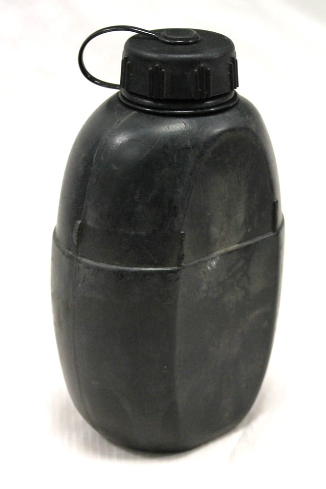 1958 PATTERN WATER BOTTLE, USED, CIRCA 80s