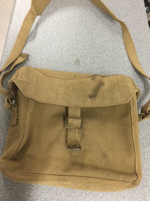 1937 PATTERN SIGNALS SATCHEL