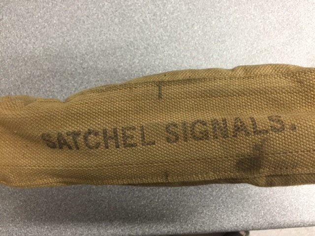 1937 PATTERN SIGNALS SATCHEL