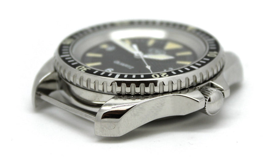CWC RN300-83 QS60 DIVERS WATCH