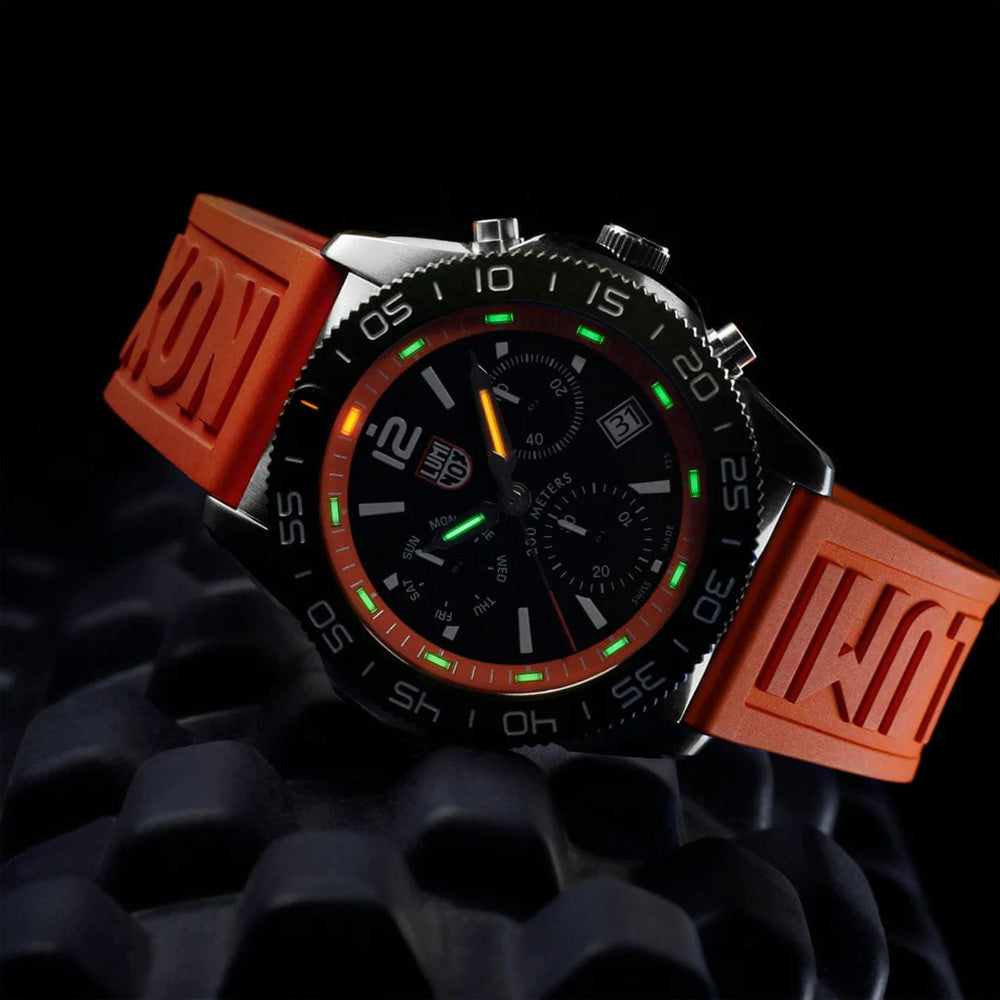 LUMINOX XS.3149 PACIFIC DIVER CHRONOGRAPH WATCH - GLOWING MARKERS