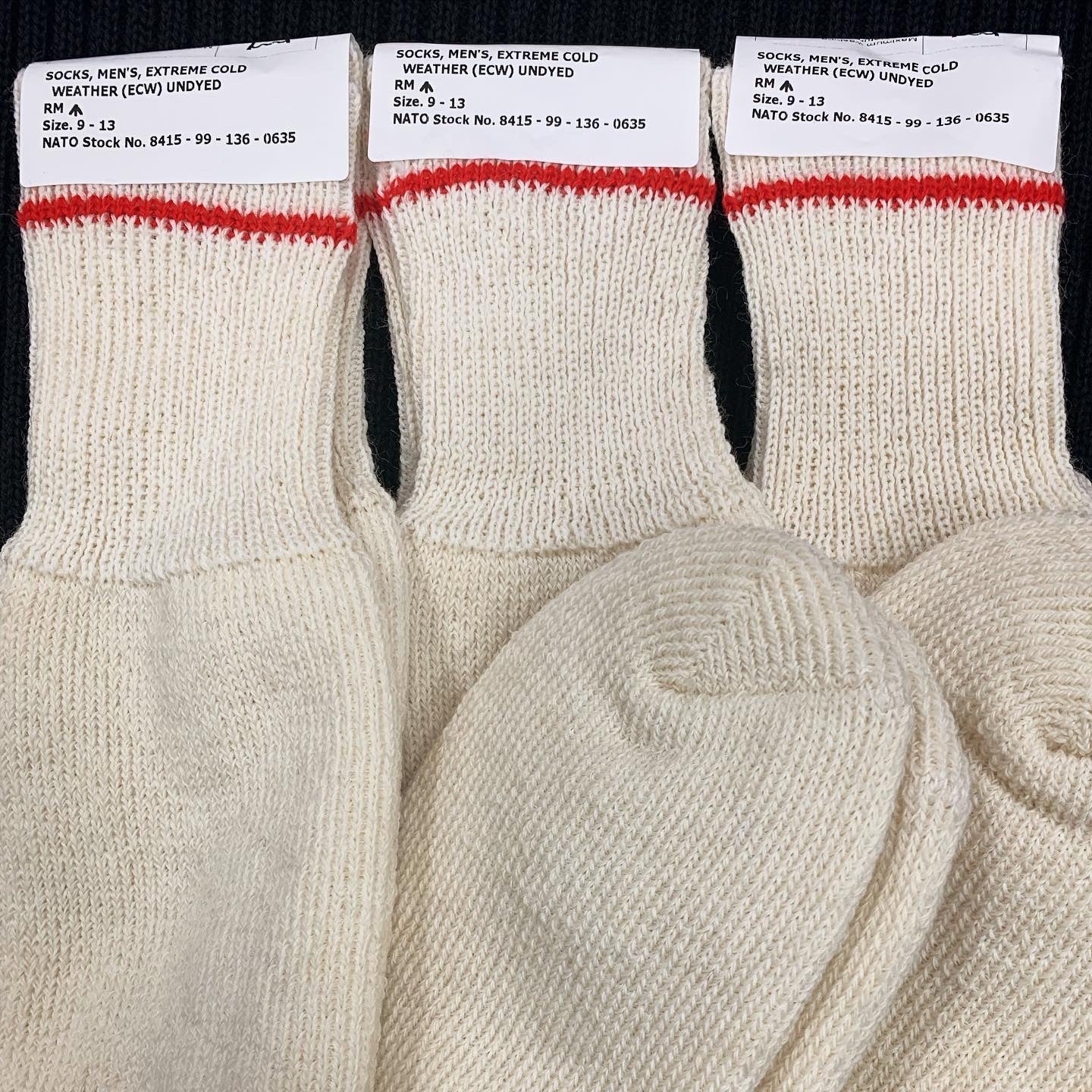 ARCTIC COLD WEATHER SOCKS (WHITE/ECRU)