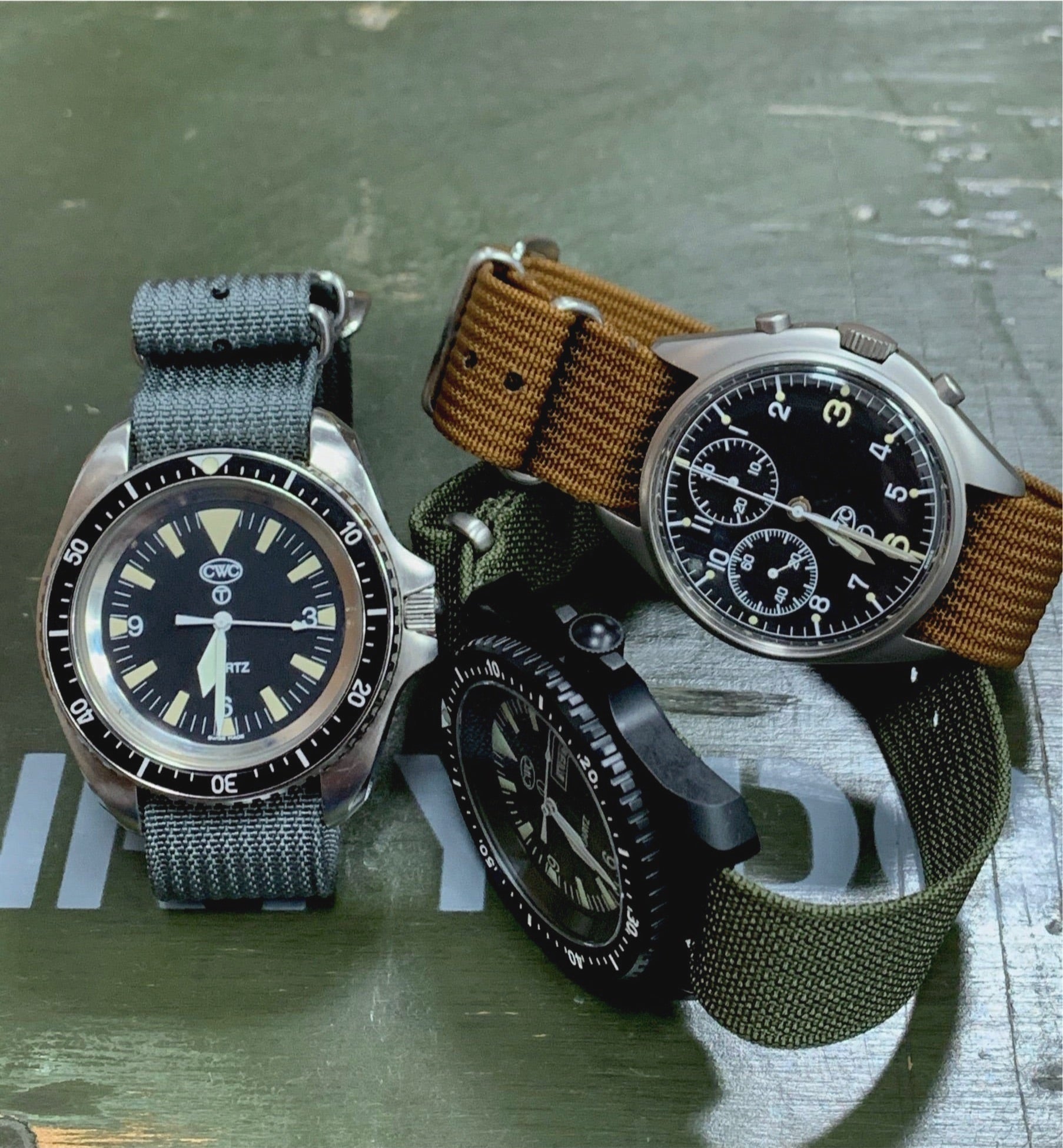 CWC SINGLE PASS RIBBED STRAPS ON WATCHES