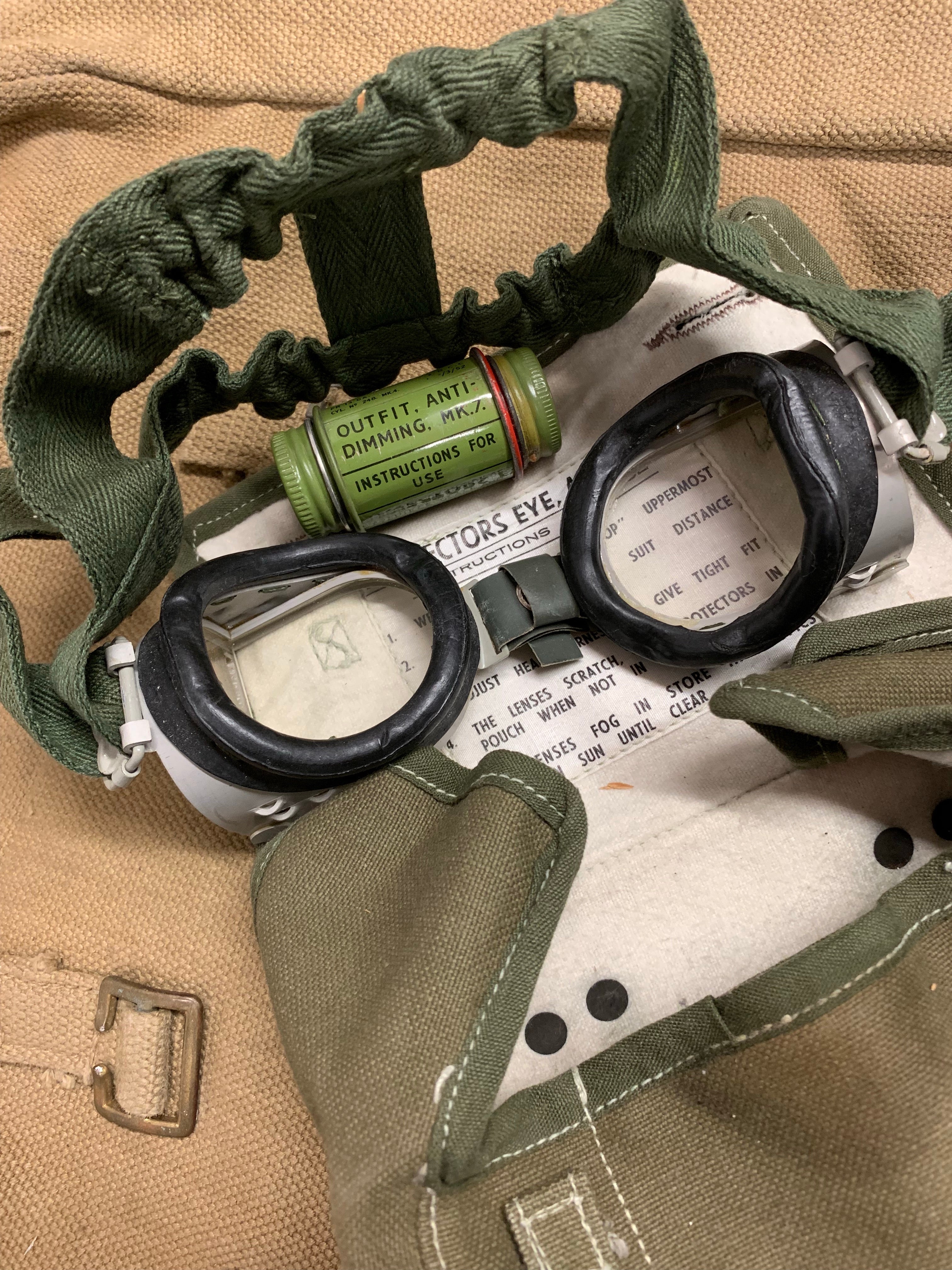 BOMB DISPOSAL GOGGLES